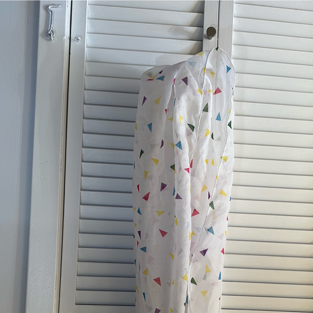Sheer confetti pattern infinity scarf Manguun-- send in the clowns!